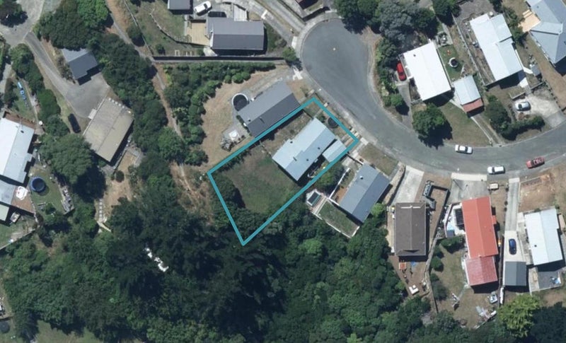 23 Staysail Place, Whitby, Porirua - Carousel 1