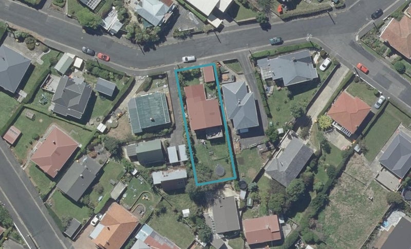 7 Wairoa Street, Kaikorai, Dunedin - Carousel 1