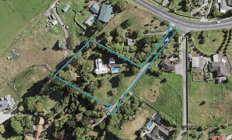 323 Redoubt Road, Totara Park, Auckland - Carousel 1
