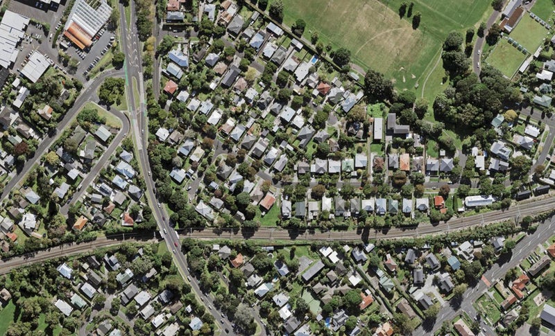 37 Malvern Road, Morningside, Auckland - Carousel 1