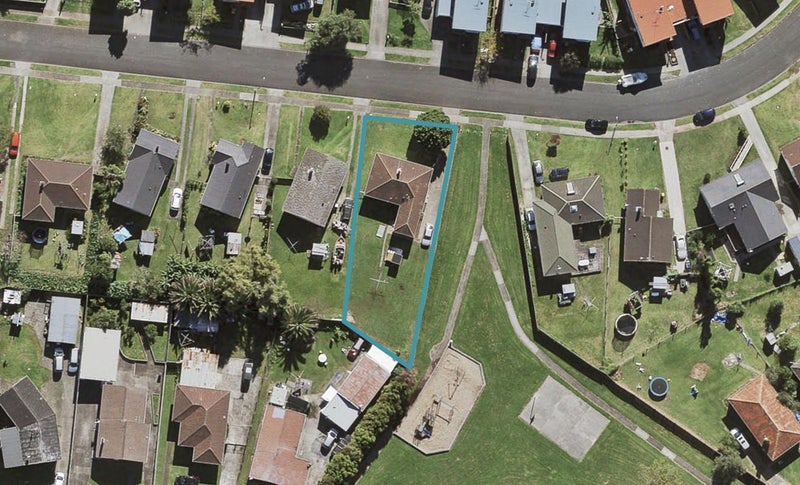 27 Vickers Crescent, Mangere, Auckland - Carousel 1