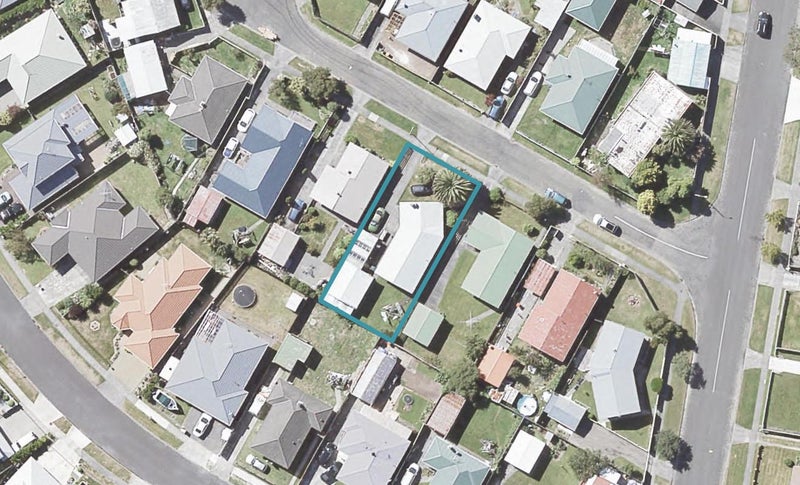 7 Kerepehi Grove, Wainuiomata, Lower Hutt - Carousel 1