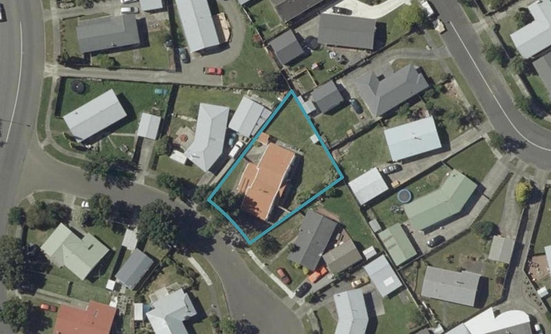 4 Forbes Place, Kelvin Grove, Palmerston North - Carousel 1