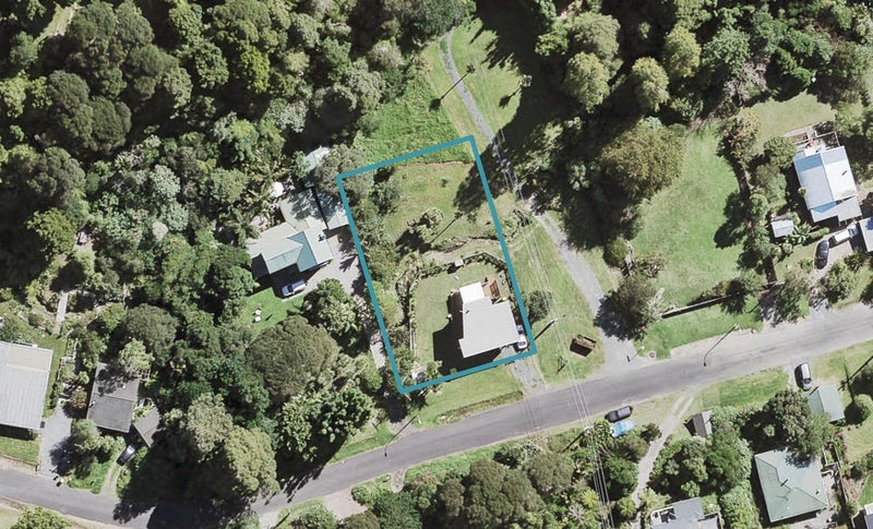 14 Western Road, Laingholm, Auckland - Carousel 1