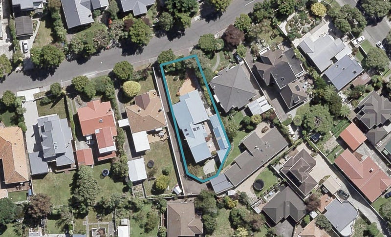 50 Totara Crescent, Woburn, Lower Hutt - Carousel 1