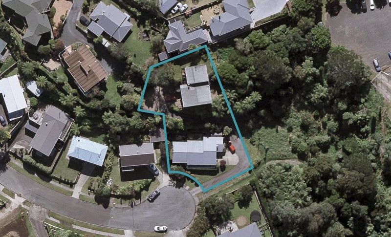 2/31 Rossiter Crescent, Lynmouth, New Plymouth - Carousel 1