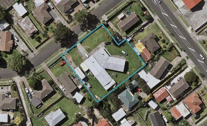 4 Desmond Place, Ōtara, Auckland - Carousel 1
