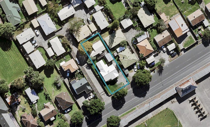 17 Ash Street, Avondale, Auckland - Carousel 1