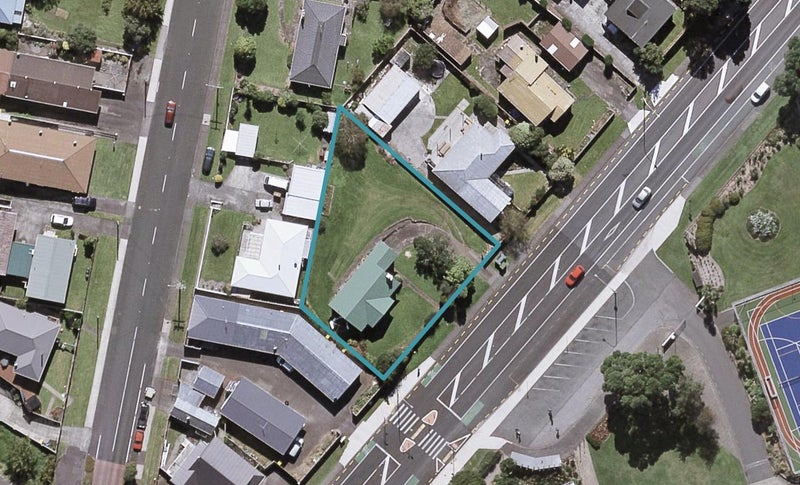 124 South Road, Spotswood, New Plymouth - Carousel 1