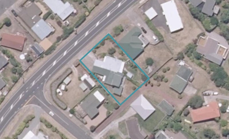 1/717 Acacia Bay Road, Acacia Bay, Taupo - Carousel 1