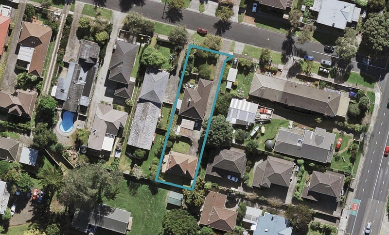 2A Rewi Road, Royal Oak, Auckland - Carousel 1