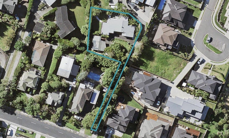28 Beach Road, Mellons Bay, Auckland - Carousel 1