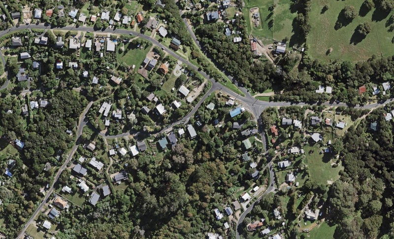 22 George Street, Surfdale, Waiheke Island - Carousel 1
