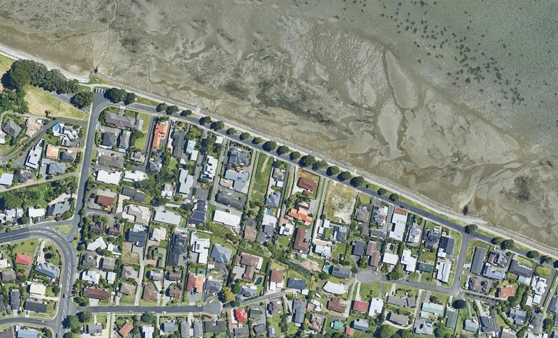 71 Beach Road, Otumoetai, Tauranga - Carousel 1