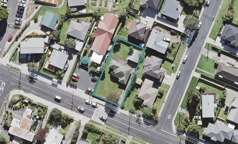 7 St Leonards Road, Kelston, Auckland - Carousel 1