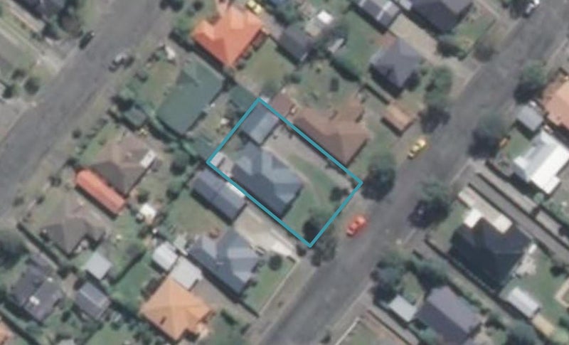 11 Harborough Street, Watlington, Timaru - Carousel 1