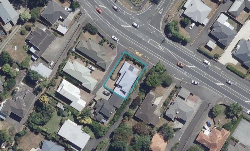 160 Cambridge Road, Hillcrest, Hamilton - Carousel 1