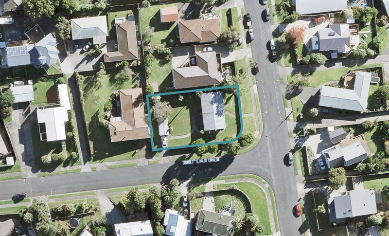 2 Lucy Foster Lane, Red Beach, Whangaparāoa - Carousel 1