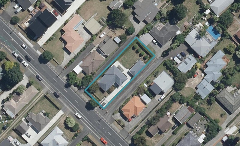 20 Garnett Avenue, Forest Lake, Hamilton - Carousel 1