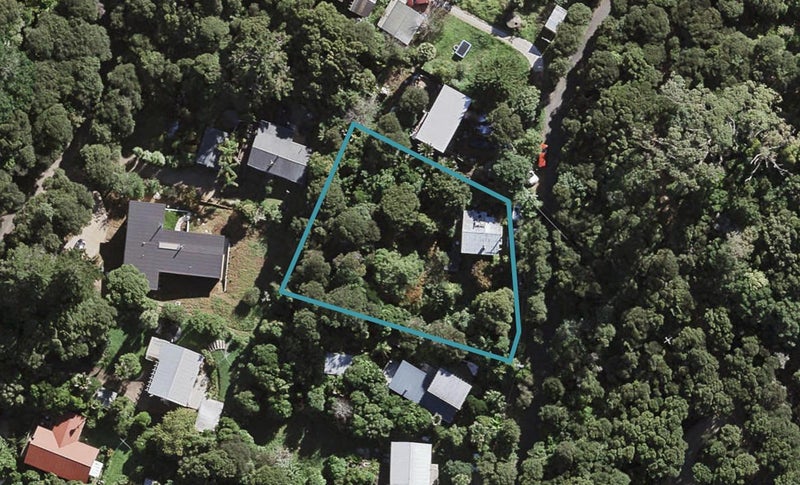 43 Fairview Crescent, Omiha, Waiheke Island - Carousel 1