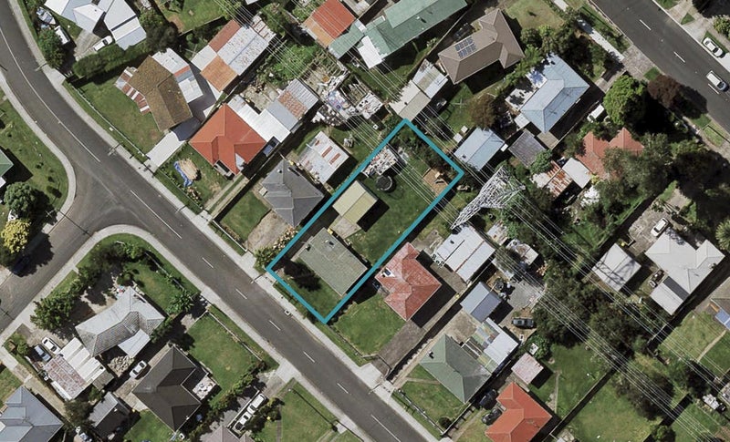 10 Everitt Road, Otara, Auckland - Carousel 1