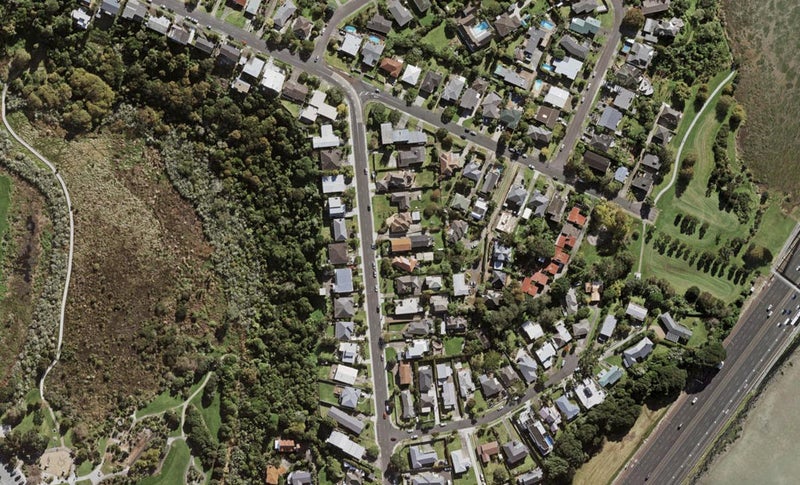 1/101 Sylvan Avenue, Northcote, Auckland - Carousel 1