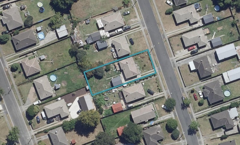 37 Tennyson Road, Enderley, Hamilton - Carousel 1