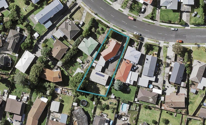 2/45 Larne Avenue, Pakuranga Heights, Auckland - Carousel 1