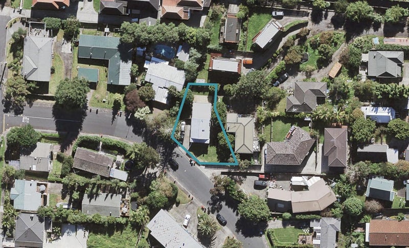 43 Don Croot Street, Morningside, Auckland - Carousel 1