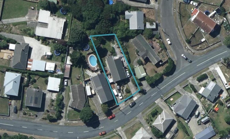 158 Dimock Street, Titahi Bay, Porirua - Carousel 1