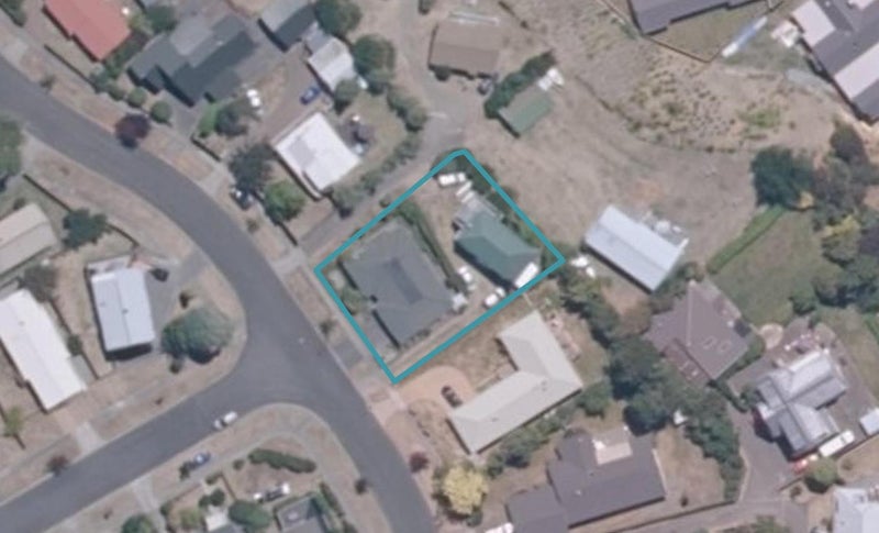 2/12 Logan Avenue, Wharewaka, Taupō - Carousel 1