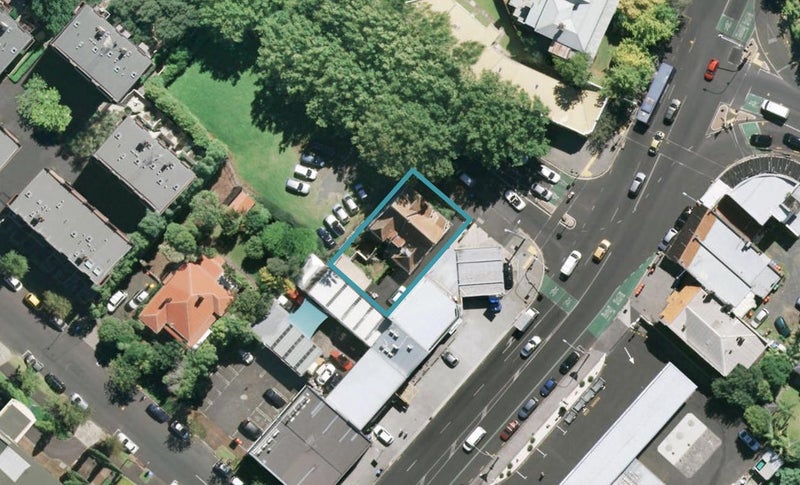 4 Domain Drive, Parnell, Auckland - Carousel 1