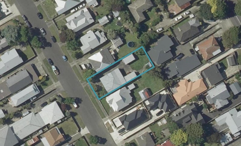 19 Hereford Street, West End, Palmerston North - Carousel 1