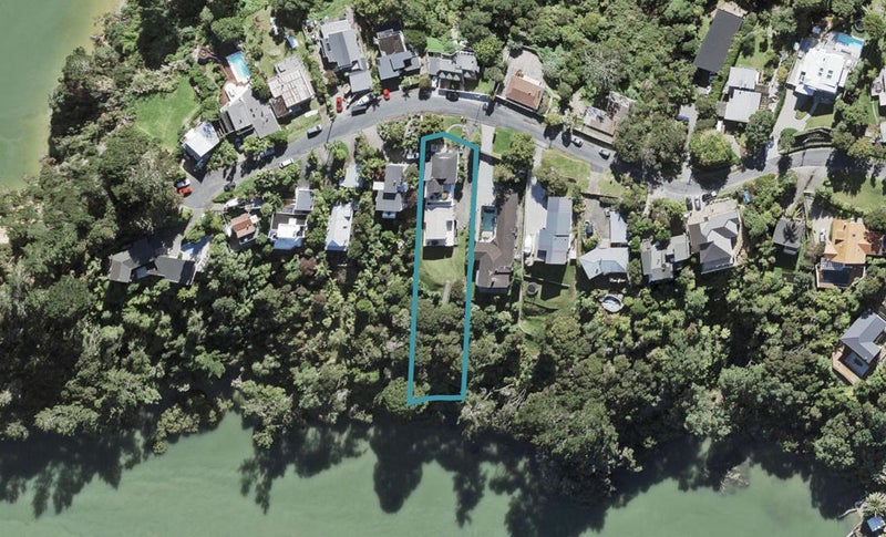 32 Marae Road, Greenhithe, Auckland - Carousel 1