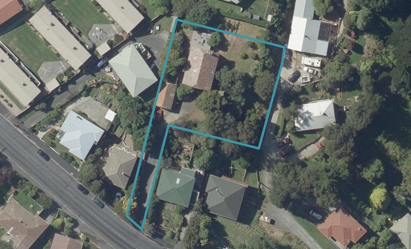 39 Glen Road, Mornington, Dunedin - Carousel 1