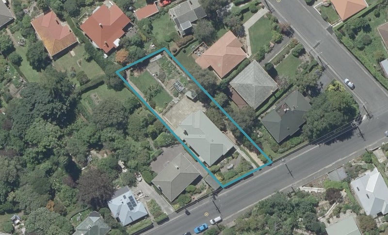 129 Signal Hill Road, Opoho, Dunedin - Carousel 1