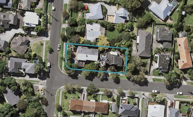 2A Appleyard Crescent, Meadowbank, Auckland - Carousel 1