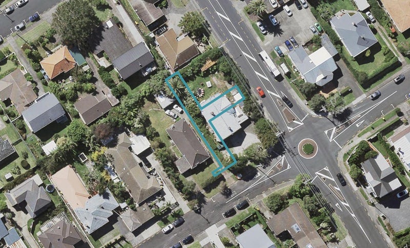 4/27 Bracken Avenue, Takapuna, Auckland - Carousel 1