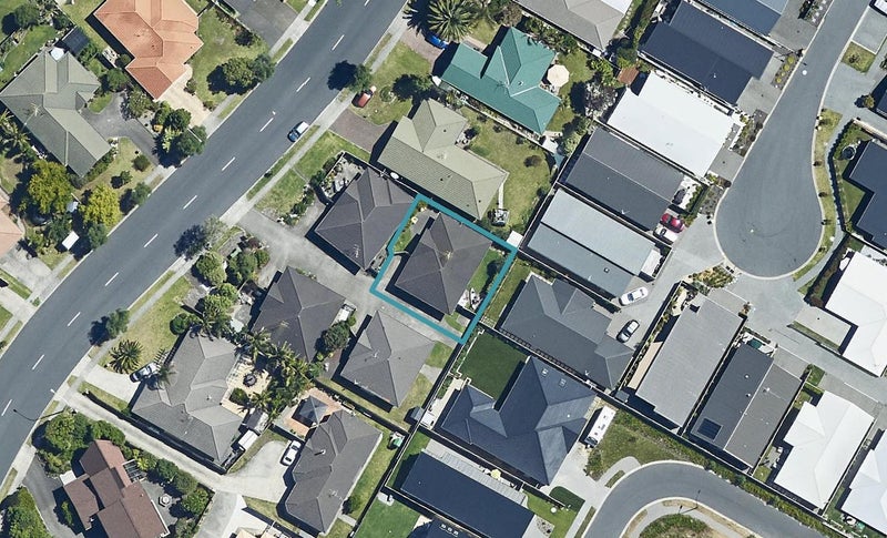 37 Sandhurst Drive, Papamoa Beach, Papamoa - Carousel 1