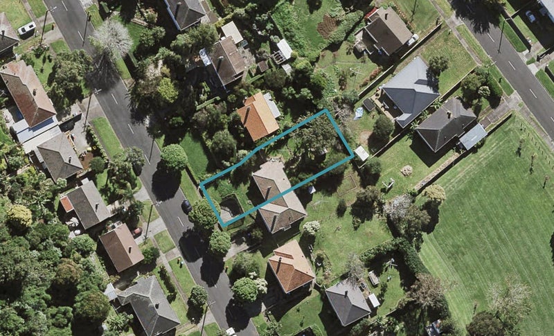 25 McCullough Avenue, Mount Roskill, Auckland - Carousel 1