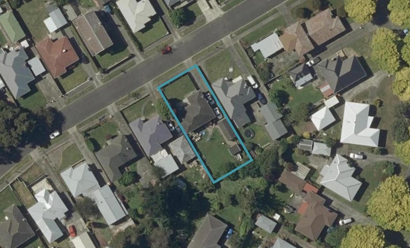 22 Glasgow Street, Takaro, Palmerston North - Carousel 1