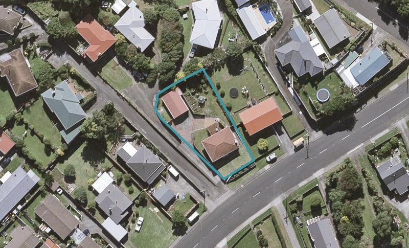 70 Ngamotu Road, Spotswood, New Plymouth - Carousel 1