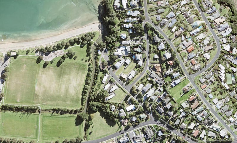 141 Stanmore Bay Road, Stanmore Bay, Whangaparaoa - Carousel 1
