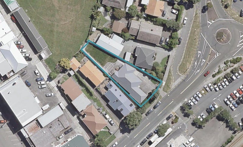 47 Oxford Terrace, Hutt Central, Lower Hutt - Carousel 1