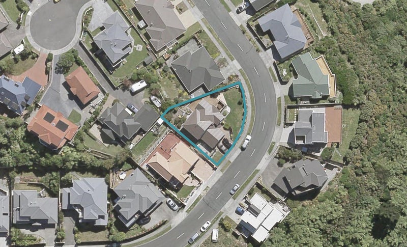 80 Cypress Drive, Maungaraki, Lower Hutt - Carousel 1