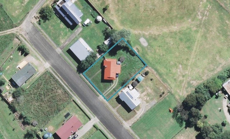 12 Manutahi Drive, Ruatoria - Carousel 1
