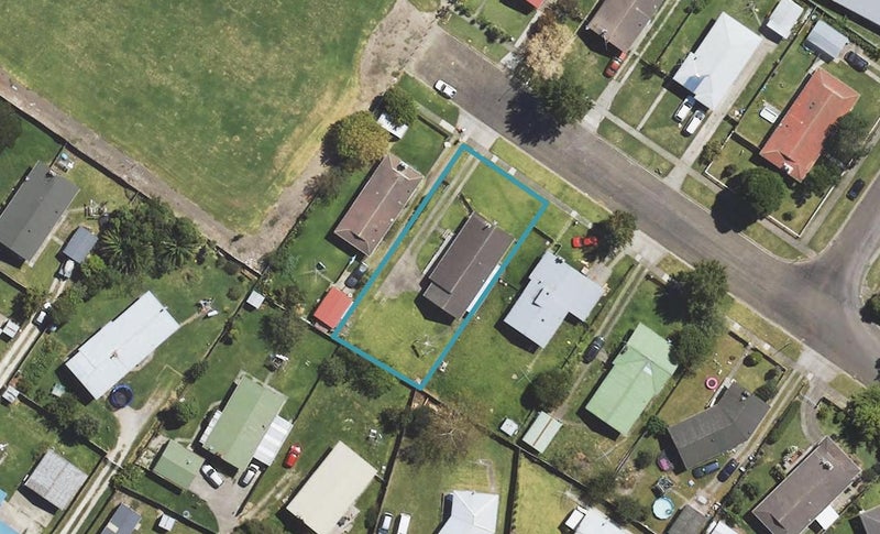 14 Donna Street, Outer Kaiti, Gisborne - Carousel 1