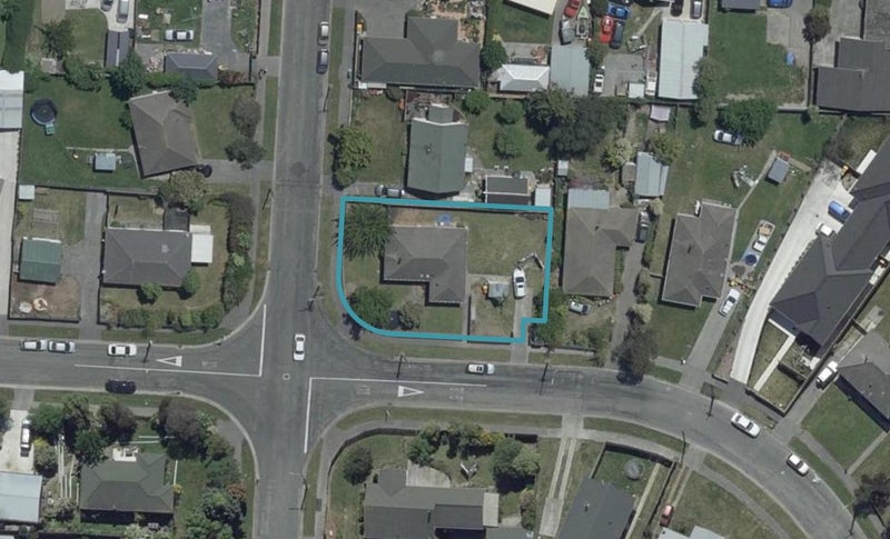 62 Lambeth Crescent, Redwood, Christchurch - Carousel 1