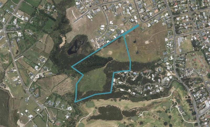17 Sailrock Drive, MANGAWHAI HEADS, MANGAWHAI - Carousel 1