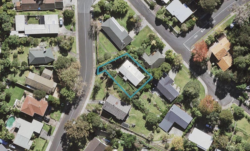 83 Roseberry Avenue, Birkenhead, Auckland - Carousel 1